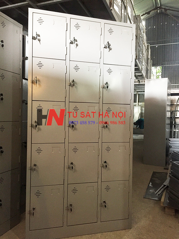 Gửi xe 10 chiếc tủ locker sắt 15 ngăn đến Bắc Ninh 1