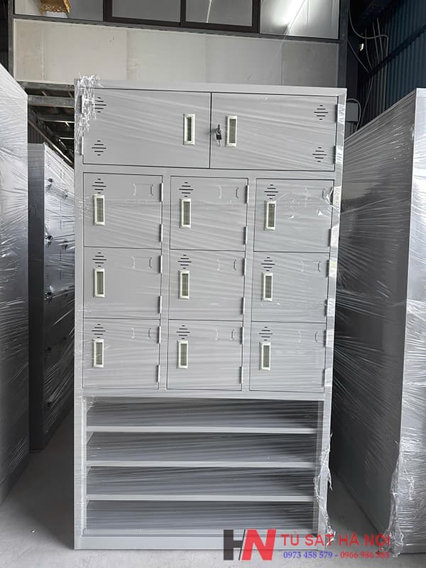 Tủ sắt locker 9 ngăn thiết kế theo yêu cầu có kệ để giày dép bên dưới
